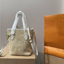 24SS Women's Luxury Designer Resort Series Straw Shopping Bag Women's Handbag Shoulder Bag Crossbody Bag Shopping Bag Makeup Shbu