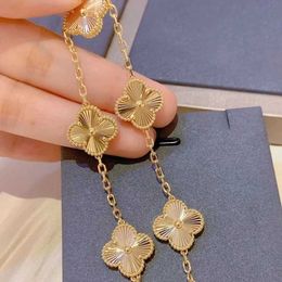 Brand VAN Lucky Four Leaf Grass Bracelet Womens Five Flower Laser Colour 18k Chisel Carving Craft Full Angle Radiance DAZ6