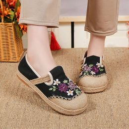 Embroidery Flowers Flats for Women 2023 Autumn Comfortable Canvas Casuals Shoes Woman Chinese Style Espadrille Female 240307