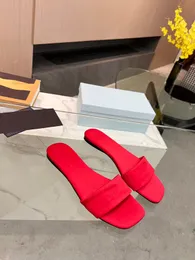 Designer Sandals Luxury Women's Woody Clogs Mule Flat Sandals Slide Letter loafers Slippers Women's Pink Slippers 0320