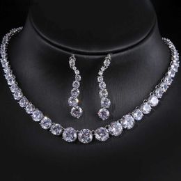 Earrings Necklace Emmaya New Fashion Hot Sale AAA Zirconia Ornament Charming Necklace And Earring Female Bridal Wedding Party Noble Jewellery Set L240323