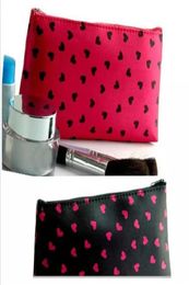 Whole Satin Women039s Single zipper Heart Pattern Cosmetic Bag Clutch bag wash bag Small Cosmetic Cases8838913