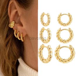 Hoop HUGGie New Trends Twist Womens Small Hoops Earrings Fashion Gold Metal Hoops Embrace Earring Buckles Jewellery 240326