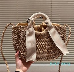 Designer Summer Women's Fashion Woven Vegetable Basket Bag Straw Bucket Fashion Handbag Shoulder Bags 2024