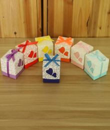 Love Heart Small Laser Cut Gift Candy Boxes Wedding Party Favour Candy Bags With Ribbon Decor8415266