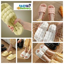 Slippers Home Shoes GAI Slides Bedroom Shower Room Warms Plushs Living Room Soft comforts Wear Cotton Slippers Ventilate Woman Mens black pink whites