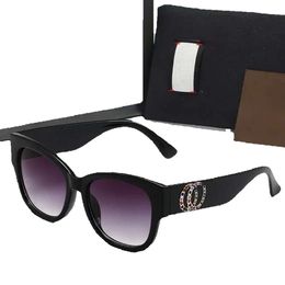 Designer Mens Kolorowe diamentowe okulary przeciwsłoneczne dla kobiet okulary przeciwsłoneczne Okulary przeciwsłoneczne odcienie plażowe uliczne Zdjęcie Unikalne słoneczne słoneczne z pudełkiem J02L18