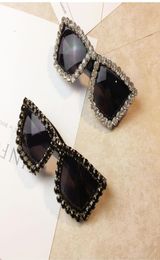 Fashion Large Diamond Crystal Sunglasses Women Luxury Geometric Square Glasses Oculos De Grau Feminino Eyewear Shades3444275