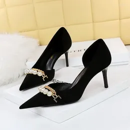 Dress Shoes Pumps Women Spring Pearl Metal Chain High-heels Checked Grain Stilettos Female Heels Luxury Banquet Size 34-43