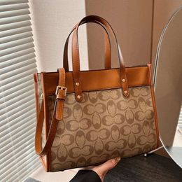 the Store Exports Designer Bags Wholesale Handheld Fashion Bag for Womens 2024 New High End and Western Style Tote Unique Design Shoulder