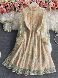 Runway Luxury Mesh Lace Embroidered Floral Dress Summer Women Long Sleeve Flower Embroidery Ruffles Office Party Midi 240318