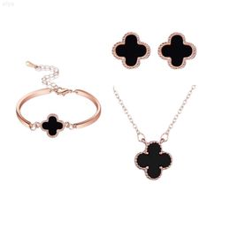 Rose Gold Plated Personalised Fashion Diamond Clover Four Leaf Necklace Set