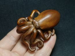 Sculptures Japanese boxwood hand carved octopus fish Figure statue netsuke collectable Decoration gift