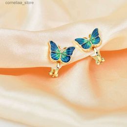 Ear Cuff Perforated resin jewelry Korean style butterfly ear clip earrings cute gold earrings suitable for womens birthday party gifts Y240317