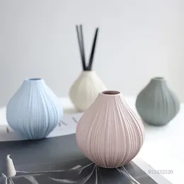 Vases Mini Ceramic Vase For Dining Table Living Room Decorative Ornaments Creative Nordic Small Modern Minimalist1Pc