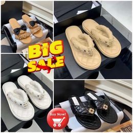 Pantofole da festa di nozze da donna in pelle di lusso con scivolo Infradito Sandali firmati famosi designer da donna Slider Perla Bowknot Sandalo da spiaggia estivo Pantofola Scarpe 35-41