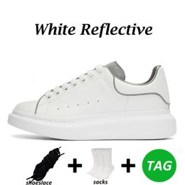 24s Hot Luxury Men Women Outdoor Casual Shoes Pure Leather Colour Tail Fin Sneakers Breathable Comfortable Height Increasing Running Shoes Couple Shoes Size 36-45