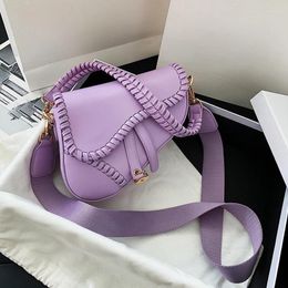 Shoulder Bags 2024 Fashion Saddle Women Bag One Handle Trend Casual Hasp Zipper PU Material Polyester Inside Lock Ornament