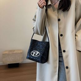 Fashion Bag Designers Are Selling Unisex Bags From Popular Brands at 50% Discount Color Trendy and Commuting Small Simple Womens Shoulder Crossbody