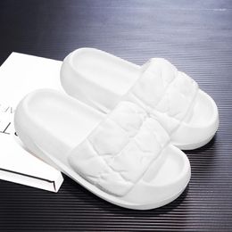 Slippers Cloud Men Thick Sole Shoes For Summer Beach Slides Bathroom Anti-Slip Home Slipper Soft Sandals Fashion Flip-Flops