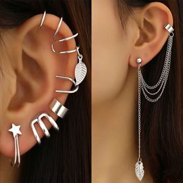 Ear Cuff Ear Cuff Fashionable Silver Leaves Ear Sleeves with No Perforated Ear Clip Set for Womens Fashion Earrings Pearl Drop Jewellery Y240326