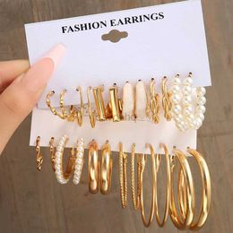 Hoop Huggie LATS Bohemian Big Circle Earring Set Womens Gold Bohemian Vintage Pearl Square Earrings Heart shaped Zircon Earrings Jewelry 240326