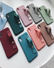 Wrist Strap Phone Cases For iPhone 14 13 12 11 Pro Max 8 7 6 6s Plus X XR XS Soft TPU Case Candy Colour Cover With Wristband2541673