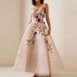 Abiti da sera eleganti Sharon Dubai Said Flowers 2024 Fata in rilievo Beige senza spalline Arabo Abito da sposa Abiti da festa Ss334