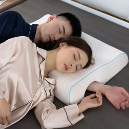 Purenlatex Couple Pillow Orthopedic Memory Foam Protect Cervical Vertebra Release Arm Pain Pressure Pillow for Side Sleeper 240320