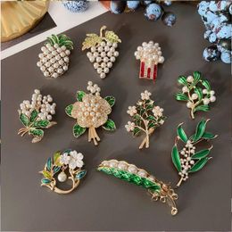 Brooches Vintage Luxury Flower Pearl Corsage For Woman Party Wedding Antique Pins Brooch Accessories