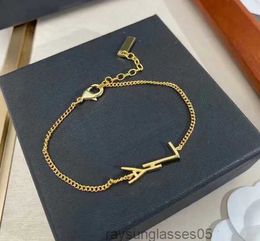 Original designer Girls women letter bracelets elegant Love 18K Gold Bangles Y charm bracelet Fashion Jewellery Lady Party M2U9Q