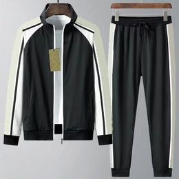 Man Tracksuits Zippers Designer Mens Hoodie Jacket Sets Embroidery Side Tracksuit Long Sleeves Hoodies Pants Two Pieces Set M-4XL