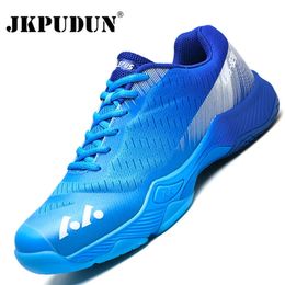 Men Professional Badminton Shoes Couple Gym Walking Sneakers Volleyball Mesh Breathable Sport Tennis Size 3646 240320