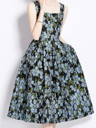 Sommer Jacquard Midi Kleider für Frauen Fashion Office Damen elegant ärmellose Retro Square Kragen SILM -Kleiderkleidung 240321