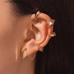 Ear Cuff Ear Cuff Fashion Gothic Punk Devils Claw Ear Cuff Womens Rock Hip Hop Jewellery Ear Plug Clip Earrings Womens Earrings Y240326