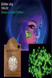 DGL02 Heart Shape Glow in Dark Luminous Face and Body Cosmetic Glitter Sequins Party Make Up Body Carnival Decor7459853