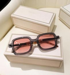 Sunglasses Fashion Square Women 2021 Brand Designer Spectacle Plain Frame Eyewear 90s Grey Pink Rectangle Men Shades Sun Glasses3898792