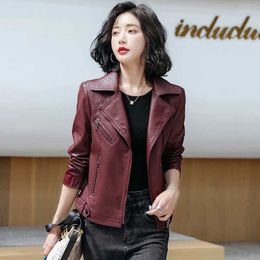 Women's Leather Faux Leather New Women Classic Leather Coat Spring Autumn 2023 Fashion Suit Collar Slim Short Sheepskin Outerwear Biker Leather Jacket Female