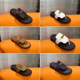 Sommer sexy Hwomen's Pantoffers Schuh -Männer -Designer Sandale dicke alleinige Sandalen flache Modeschuhe Frauen Strand echtes Leder