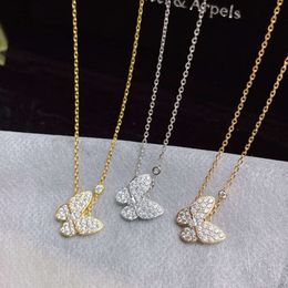 designer Jewellery woman18K Rose Gold Butterfly White Fritillaria Clavicle Chain Simple and Elegant Clover Necklace Valentine's Day Gift