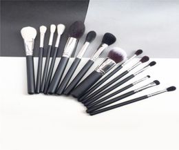 MO 11Pcs Makeup Brushes Set M104 M401 M422 M438 M439 M500 M503 M505 M508 M511 M523 Quality Beauty Cosmetics Brush Blender Tools9382244