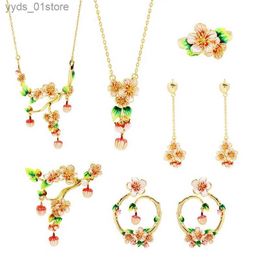 Earrings Necklace Romantic Flowers Fruit Jewelry Sets For Women Enamel Glaze Apple Flower Clusters Earring Ring Necklace Brooch Accessories L240323