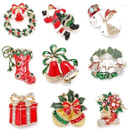 Brooches Single Color Alloy Cute Lion Dog Brooch Christmas Boots Santa Claus For Women Broach Hats Scarf Clips Jewellery