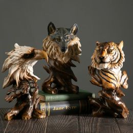 Sculptures American Retro Simulation Animal Head Statue Wolf Lion Tiger Eagle Horse Sculpture Home Living Room Bedroom Bookcase Decoration