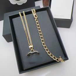 Women Luxury Choker Necklace Designer Brand Double Letter Pendant Necklaces Long Chain 18K Gold Plated Wedding Party Jewellery Accessories with Gift Box