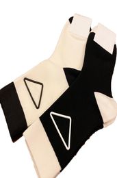 men socks women underwear fashion inverted triangle pattern contrast Colour two pieces high quality unisex9145996