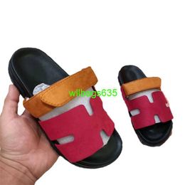 Summer Slippers Chypre Sandals European and American Internet Celebrity Second Uncle Slippers for Women Wearing Thick Soled Sandals Flat Sl have logo HB48