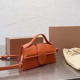Top Designer J Shoulder Bag a High Quality Envelope Wallet c Women Flip Versatile Casual Simple Fashion Underarm Crossbody Bag Shopping Bag