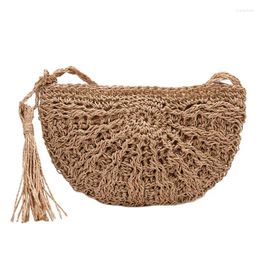 Shoulder Bags 2024 Fashion Tassel Moon Straw Handbags Women Summer Beach Bag Rattan Handmade Vintage Woven Handbag For