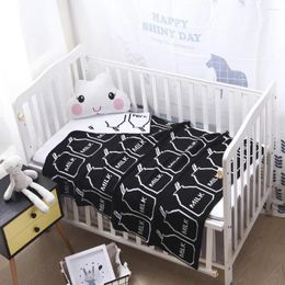 Blankets Baby Blanket Knitted Crib Bedding Set Girls Cotton Fashiona Ins Room Decorations Milk Bottle Toddler Boys